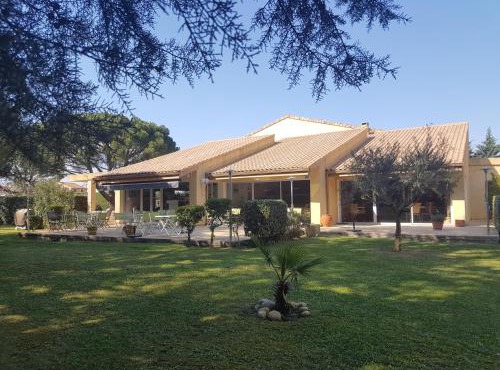 Hôtel Restaurant Le Mas De L'Olivier