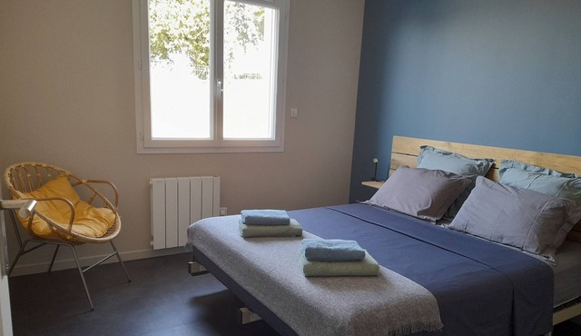 Hébergement Meublé Situé à 15 min de Bordeaux en Train et à 20 min en Voiture