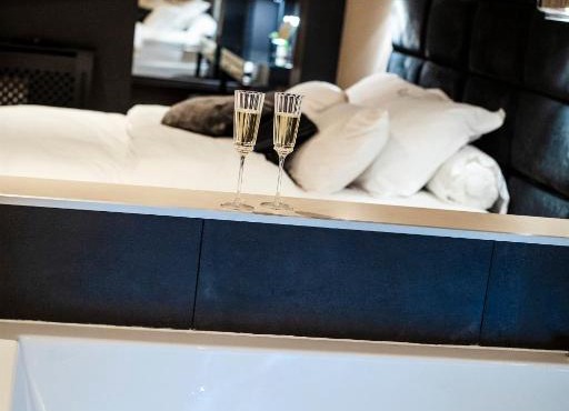 Hédoné Suite de luxe et Spa privatif