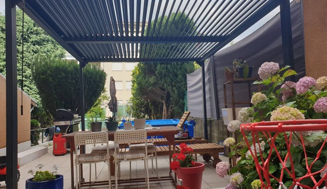 HÔTE STÉPHANOIS studio, parking, electric vehicle recharge