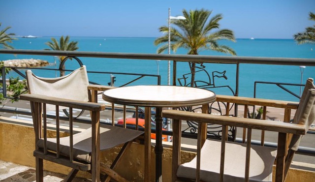 Hôtel du Bord de Mer "Le Vanillé"