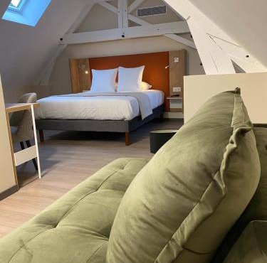 Hôtel du Commerce-restaurant au Couteau