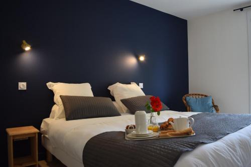 Hôtel et appartements les platanes