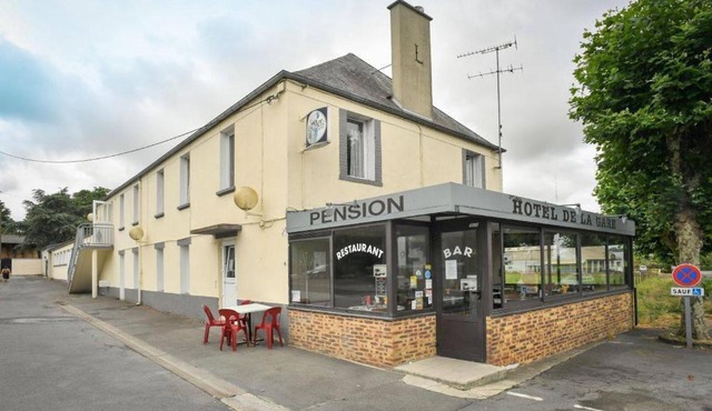 Hôtel et Restaurant de la Gare Torigny-les-Villes