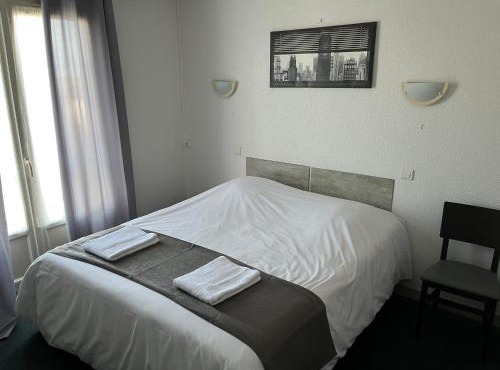 Hôtel Le Lyon Vert Commentry