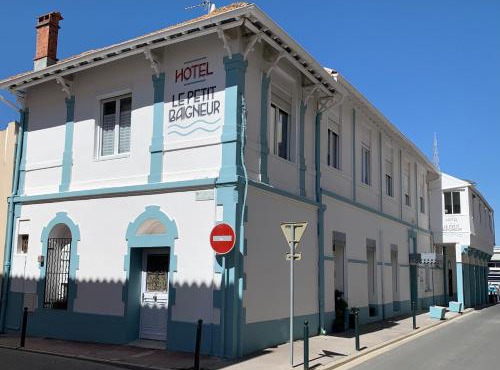 Hôtel Le Petit Baigneur
