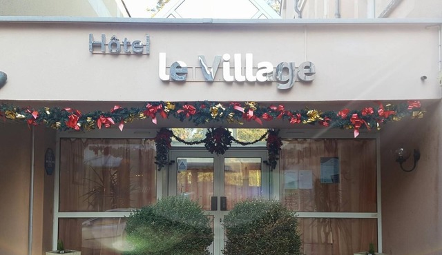 Hôtel Le Village