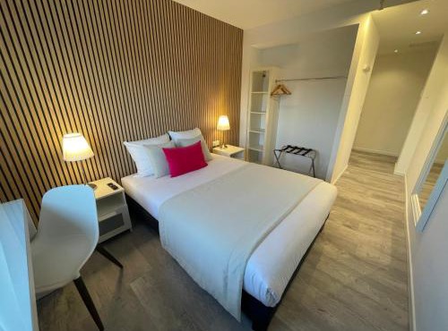 Hôtel les Coulisses