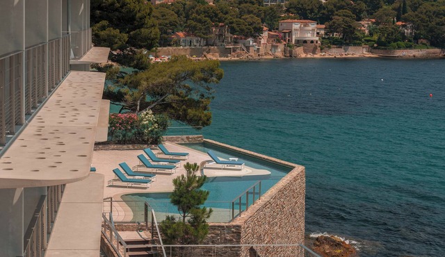 Hôtel Les Roches – Relais & Châteaux