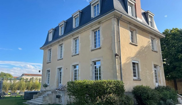 Hôtel Particulier d'Exception Champagne Experience - 5 minutes from Reims