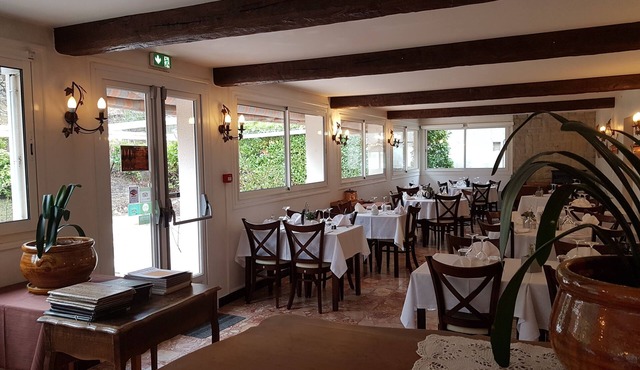 Hôtel Restaurant Le Lachens