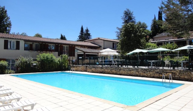 Hôtel Restaurant Les Falaises