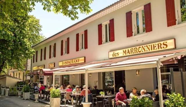 Hôtel Restaurant Les Marronniers