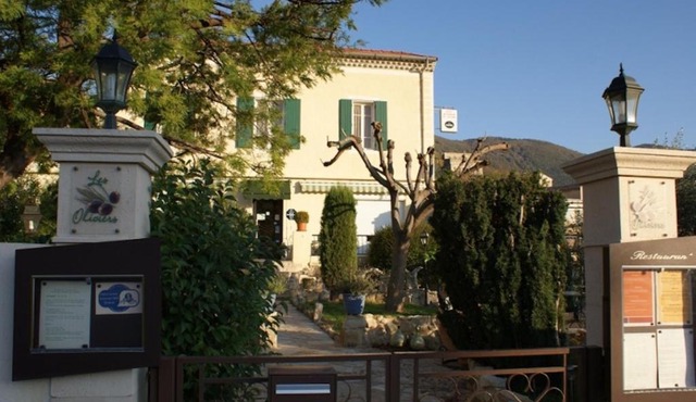 Hôtel Restaurant Les oliviers