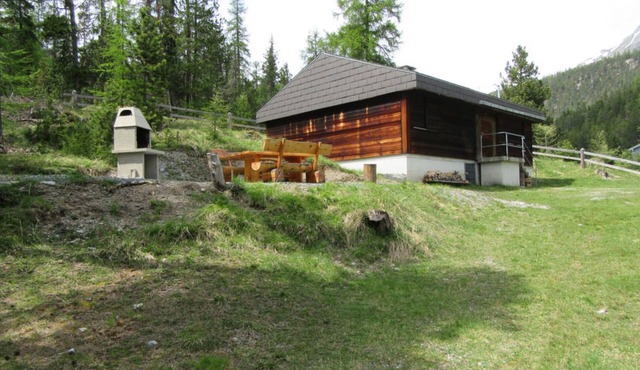 Hütte Ova Spin il Cuvel, (Zernez). by Interhome