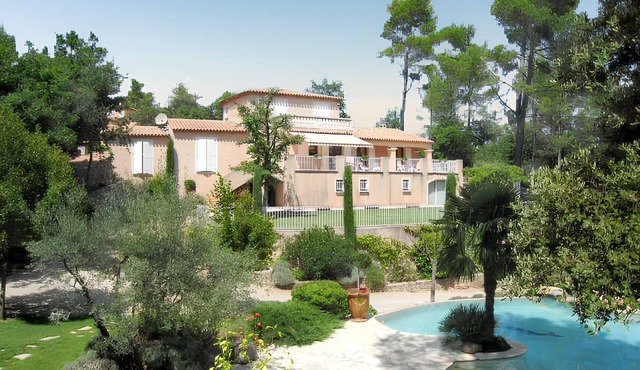 Homerez - Villa in Saint Maximin