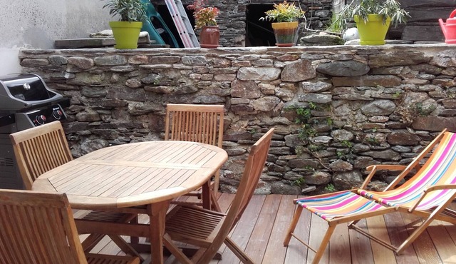 House in the heart of the Cévennes - Village center
