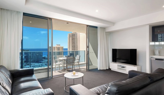 H Residences Level 10, Ocean, Free Wi-Fi, Parking, Foxtel