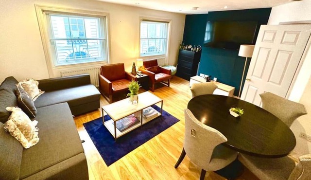 H3: Fantastic Apt - 100m from Piccadilly Circus!!