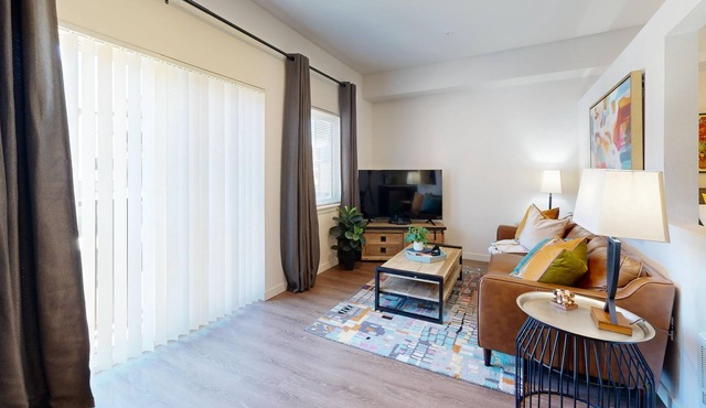 H4N Wellstone - 1 Bed Apartment Near JBLM