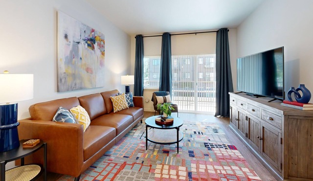 H4N Wellstone - 2 Bed Apartment Near JBLM