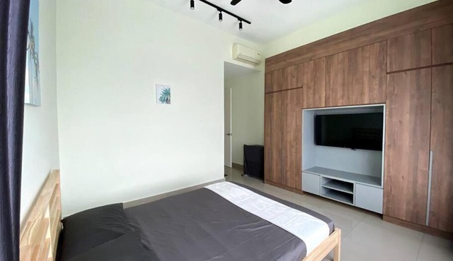 Ha-aH⁴ Home@Conezion IOI Resort City,3BR w Balcony