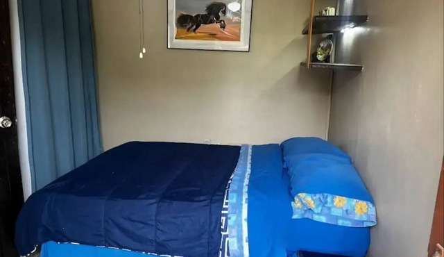 Habitación amueblada baño/entrada independiente