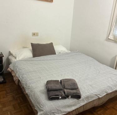 Habitación doble privada en figueres