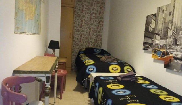 Habitación dos camas centro Gandia