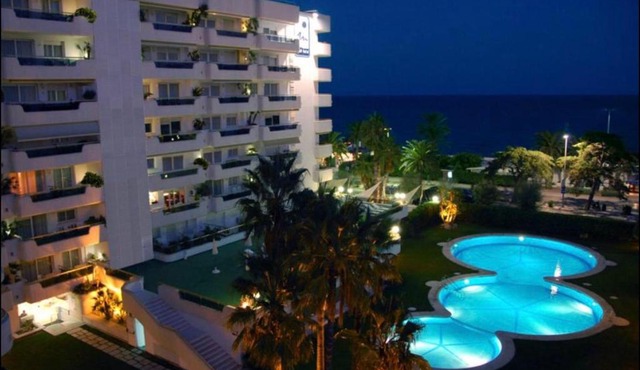 Habitación en Sitges, Primera Linea de Playa