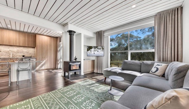 Hachi-Snow Gums Apartment 8