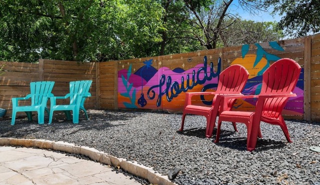 Hacienda Howdy - Pool