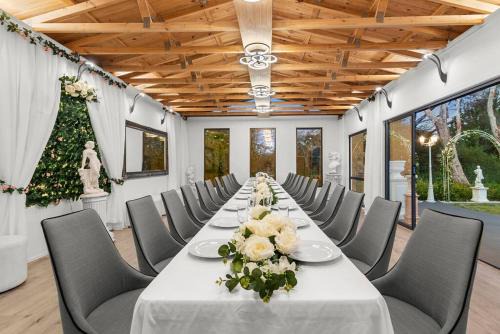 Hacienda Retreat- 25 guests