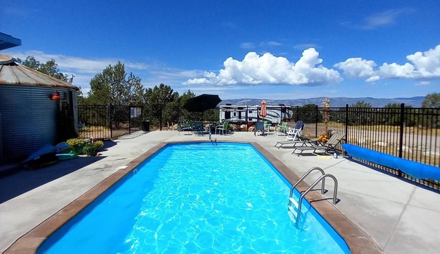 Hacienda Roja - The Sage #6 at Wind Walker Homestead, Sleeps 12