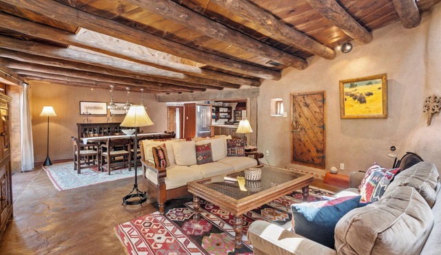 Hacienda Rose | Luxury Rentals by Casas de Santa Fe