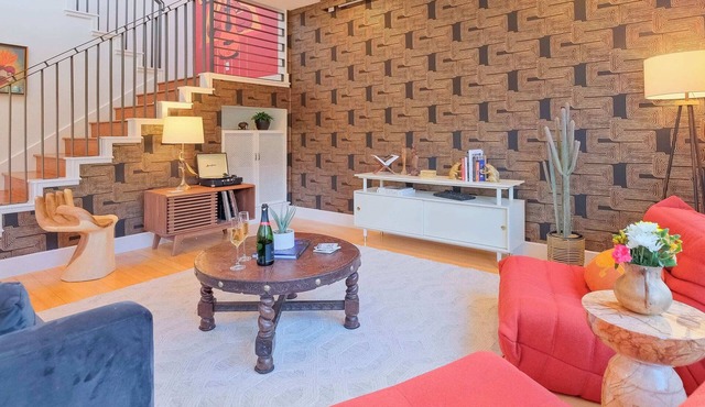 Hacienda SoCo - Fire Pit & 3 Min Walk to SoCo