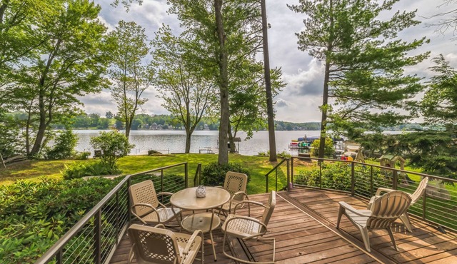 Hack's Lakefront Hideaway @ Newton Lake with AC/Heat/Wifi @ Pet Friendly