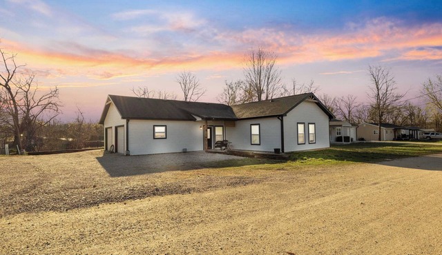 Hackberry Lookout | 2BD | Osage Beach