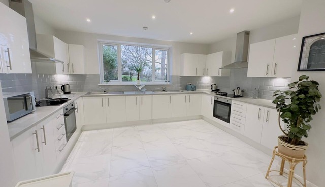 Hackney Studios by Sleepy - Studio Flat 11