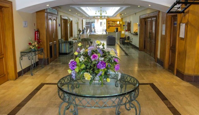 Hafersons Inn Hotel & Suites