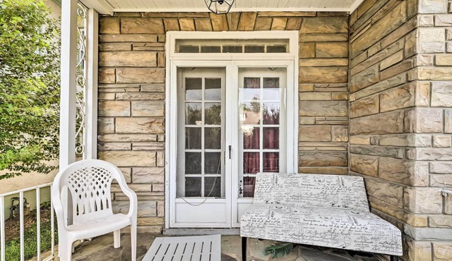 Hagerstown Apt: Covered Patio ~ 1 Mi to Dtwn!