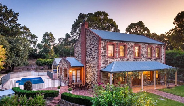 Hahndorf Luxury Retreat - 4 Bedroom House