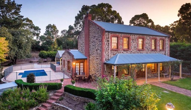 Hahndorf Luxury Retreat 5 bedrooms for 12 guests