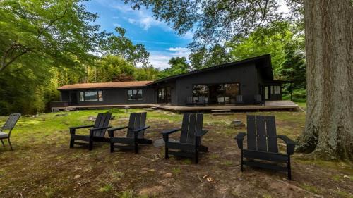 Haiku River House Zen Riverfront Retreat 5BR4BA Potomac Views DC