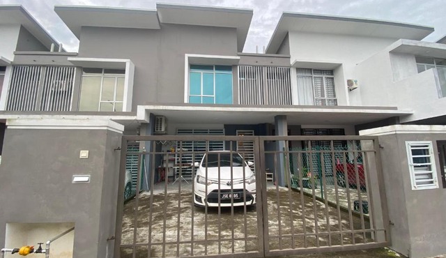 Haira Muslim Homestay