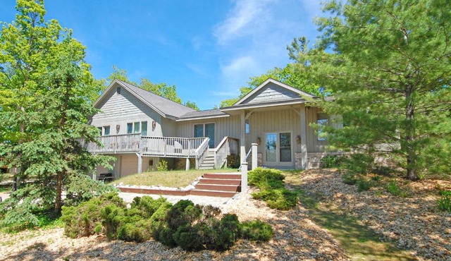 Hal-Sea-On House