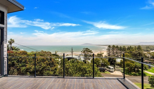 Halcyon, Gerroa, South Coast