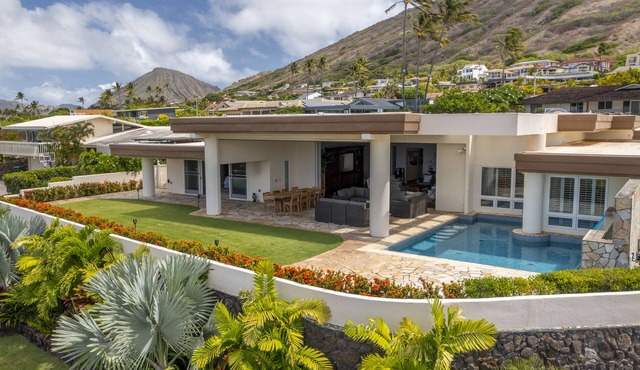Hale Makana: Luxury, Pool, AC & Stunning Ocean Views