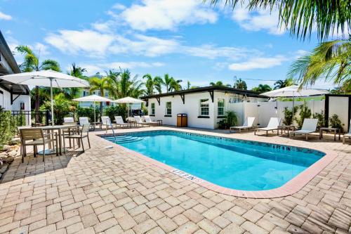 Haley's at Anna Maria Island Inn