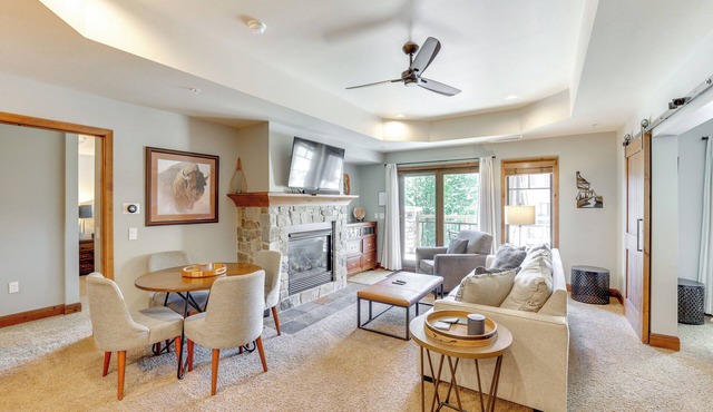 Half-Mi to Payette Lake: Dtwn McCall Condo!